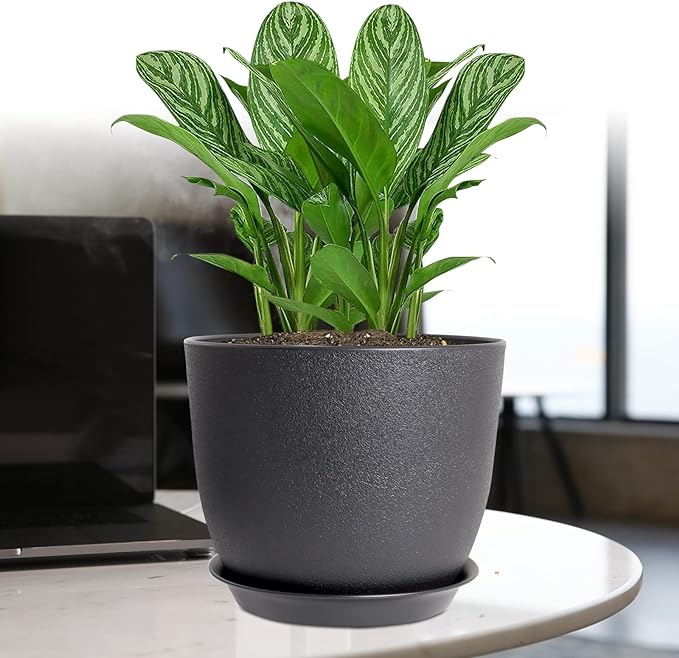 Modern Plant Pots Set, 9/8/7.5 inch Plastic Planters for Indoor Plants, Stylish Flower Pots with Drainage Holes and Saucers for House Plants and Flowers, Black