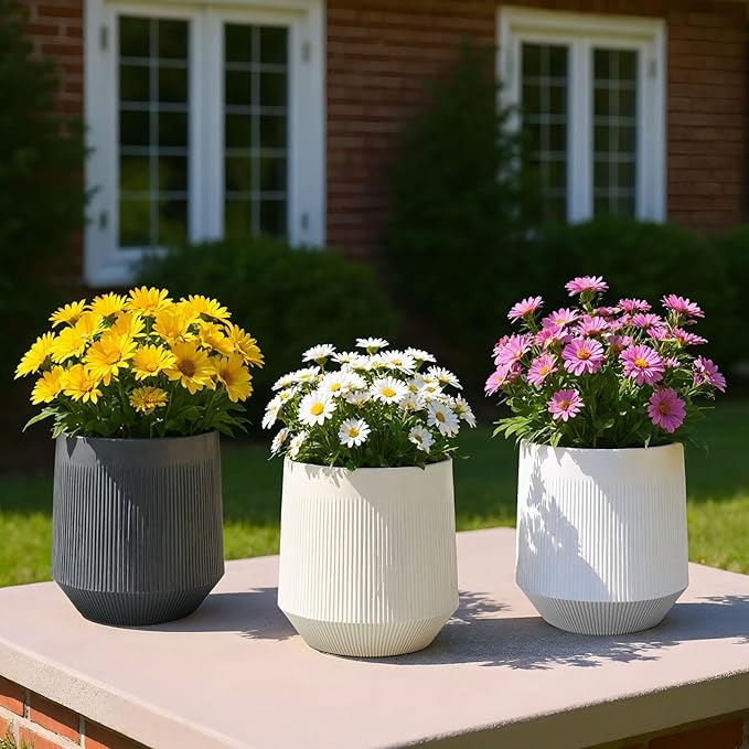 Plant Pots,Set of 3 Plastic Pots for Indoor Plants,Flower Pots Outdoor Planters with Drainage Hole and Seamless Saucer, White,Milky-Yellow,Gray