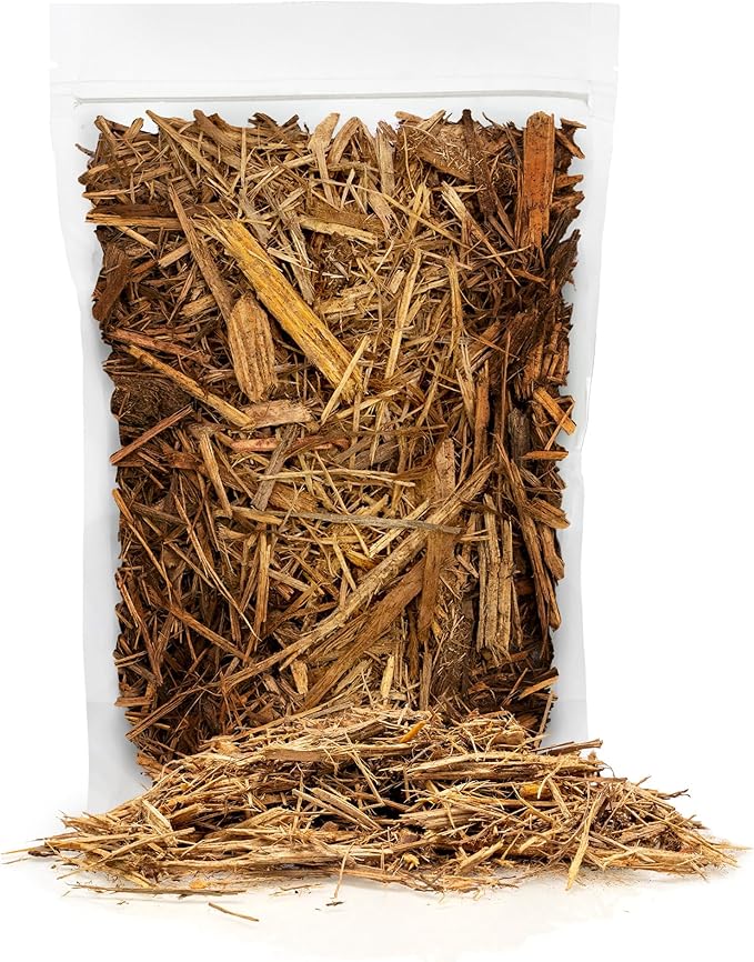 GARDENERA Eucalyptus Mulch - Improve Soil Health and Moisture Retention for Thriving Plants - 3 QUARTS