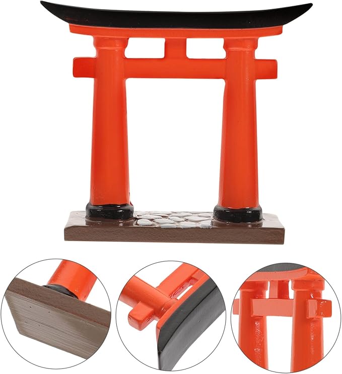 Miniature Garden Ornament Japanese Fish Tank Decoration Unique Bonsai and Aquarium Sculpture for Home and Outdoor Decor Durable Design