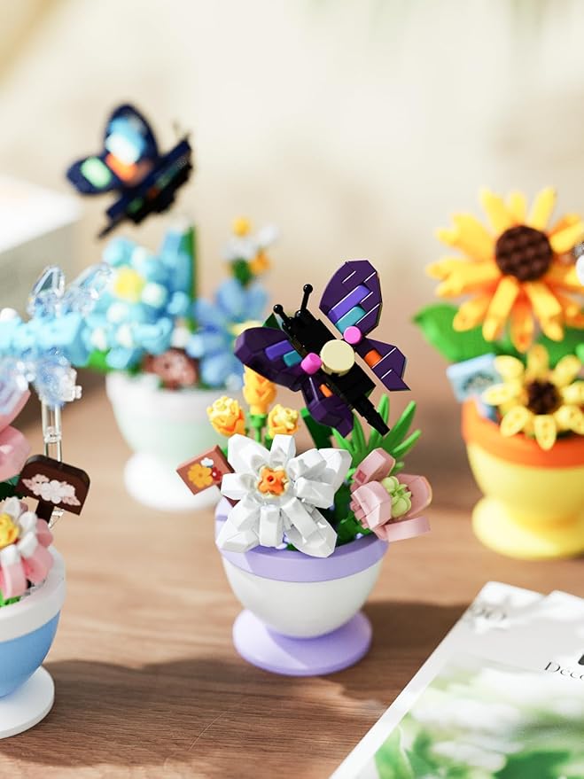 Bee Sunflower Mini Flower Cute Insects Potted Plant Bonsai Building Toy Blocks Particle Set Small Flowers Botanical