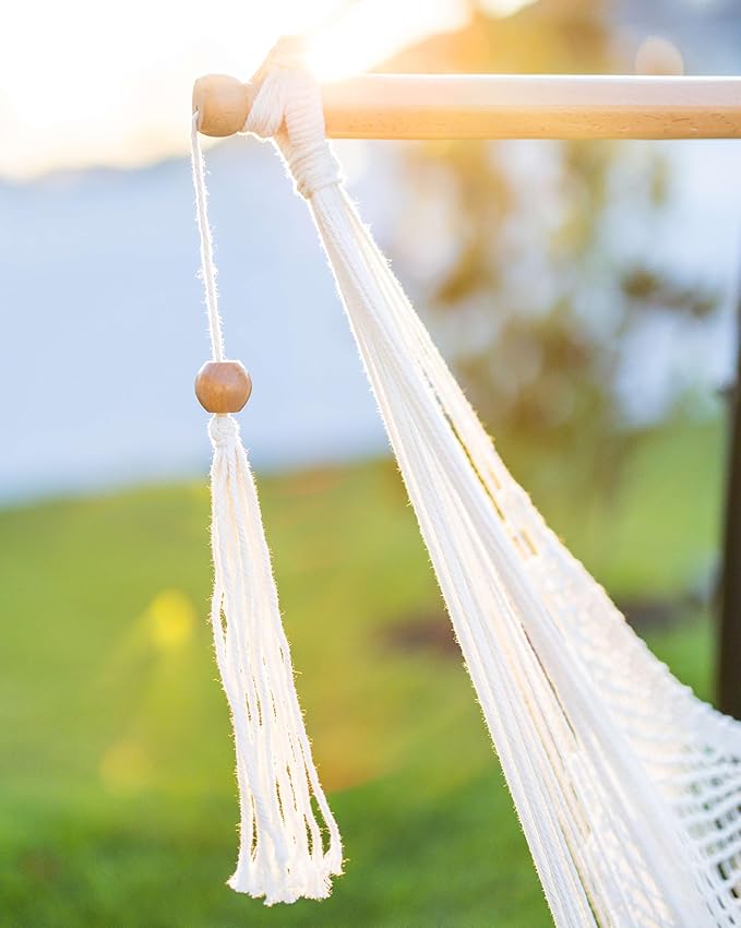 JoyView Hammock Chair with Spreader Bar Caribbean Hammock Swing Chair 300 LBS Weight Capacity XL Rope Hanging Chair for Outdoor Indoor Garden Yard - Pink