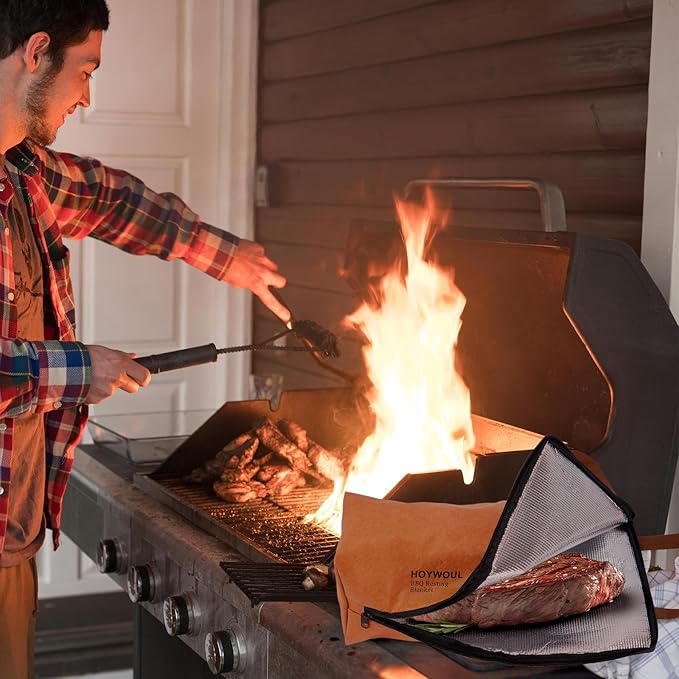 BBQ Blanket for Resting Meat, 18" Reusable Smoke Grilling Resting Bags, Large Capacity Meat Resting Blanket for Brisket/Pork Shoulders/Turkeys, Gifts for Men BBQ Lovers (Regular 18in)