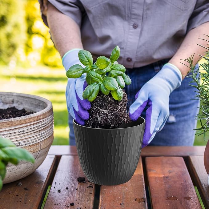 6 Inch Plant Pots, 6 Pack Flower Pots for Indoor and Outdoor Use, Planters with Drainage Holes and Saucers, Black