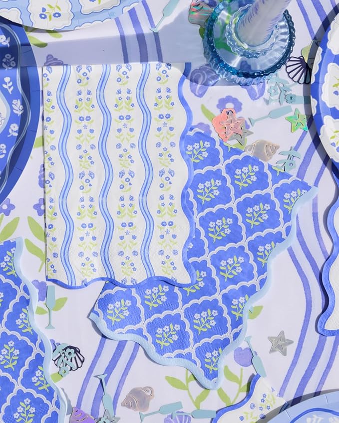 xo, Fetti Coastal Wavy Floral Napkins - 3-ply, 24 pcs | Bachelorette Decorations, Birthday Supplies, Flower Baby Shower, Cocktail Decor, Garden Party Setting, Spring Tableware