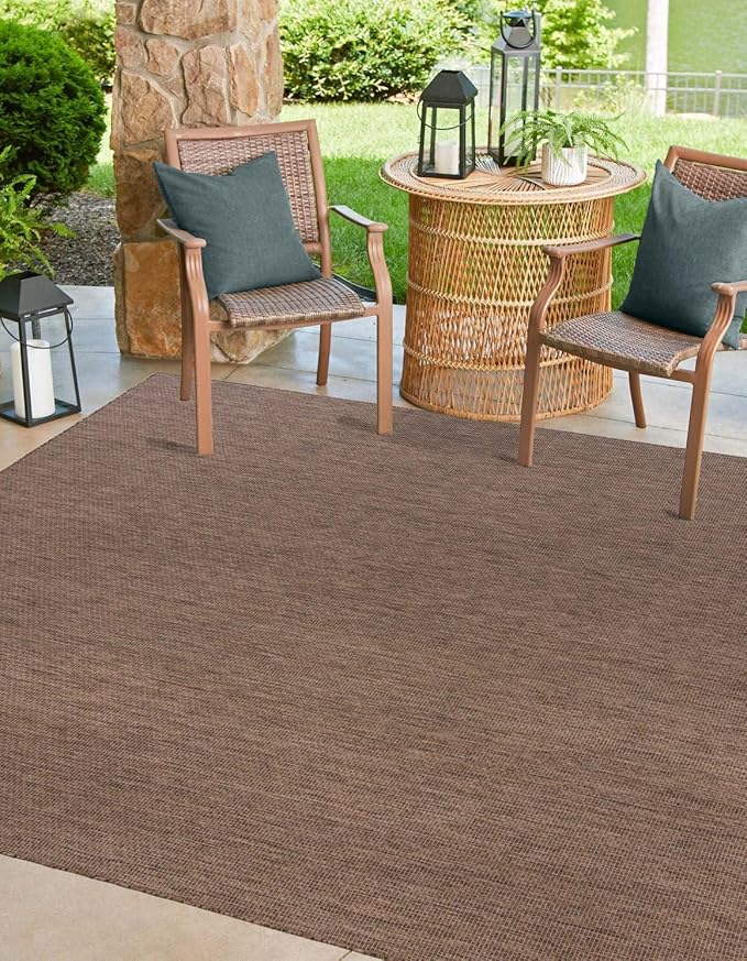 Unique Loom Outdoor Solid Collection Area Rug (6' 1" Square Light Brown/Ivory)