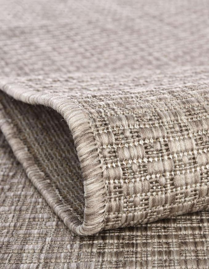 Unique Loom Outdoor Solid Collection Area Rug (10' x 14' 1" Rectangle Beige/Ivory)