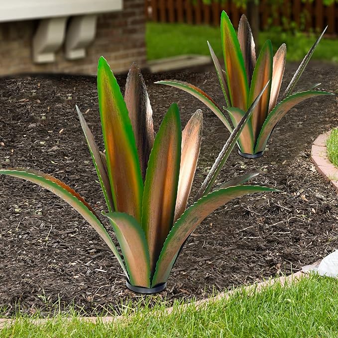 TOMBABY Enlarge Thickened Wind Resistant Metal Agave Garden Art Metal Plant Country Garden Sculpture Statue Outdoor Decoration Agave Metal Plant Courtyard Lawn Ornament Gift (2, 12 Leaves Green)