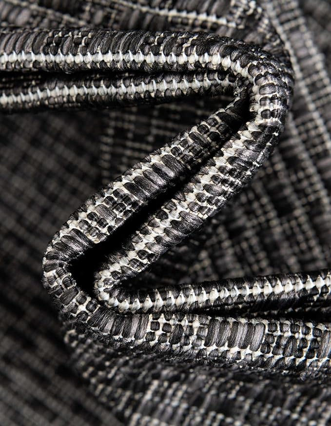 Unique Loom Outdoor Solid Collection Area Rug (7' 10" Round Black/Ivory)