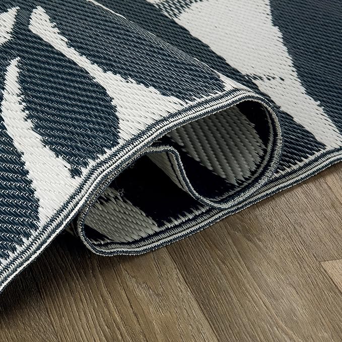 Rugshop Contemporary Floral Leaves Reversible Crease-Free Waterproof Premium Recycled Plastic Outdoor Rugs for Patio,Backyard,RV,Deck,Picnic,Trailer,Beach,Camping,Sunroom Navy 3' x 5'