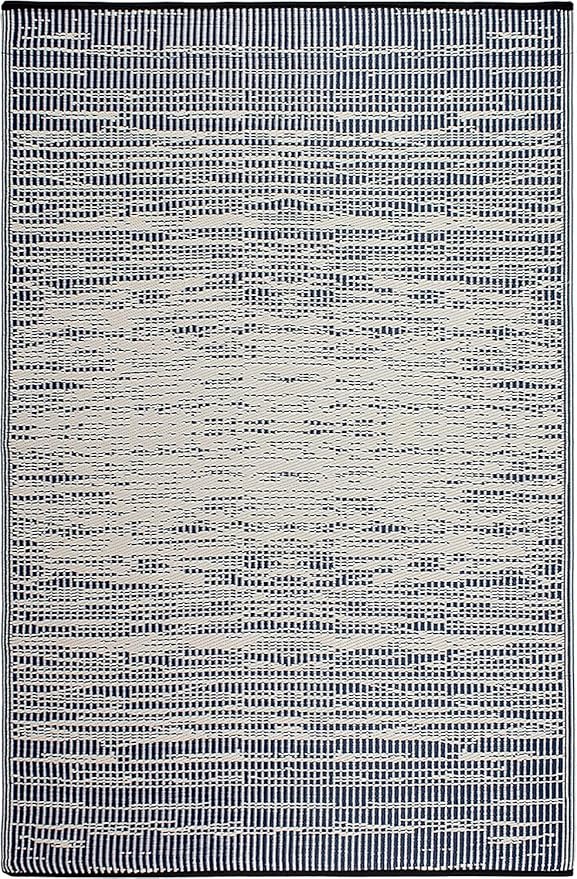Fab Habitat Outdoor Rug - Waterproof, Fade Resistant, Crease-Free - Premium Recycled Plastic - Distressed Abstract Stripes - Patio, Deck, Porch, Balcony, Laundry Room - Brooklyn - Blue - 4 x 6 ft
