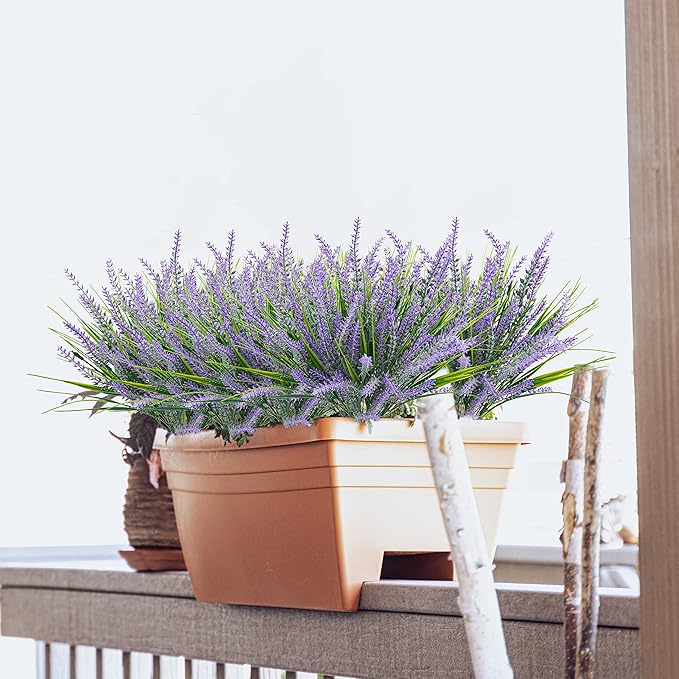 Uieke 6pcs Outdoor Artificial Lavender Plants, 14.5in UV Resistant 3PCS Fake Lavender Flowers with 3 PCS Faux Grass Greenery Stems for Home Kitchen Hanging Planter Garden Patio Décor Purple