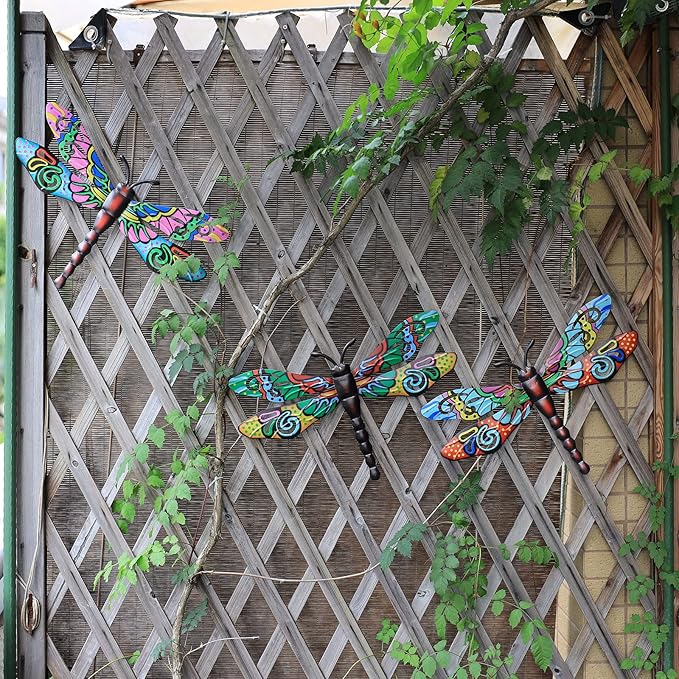 Scwhousi Metal Dragonfly Wall Decor，Outdoor Patio Fenxce Wall Art,Hanging Decorations for Living Room, Bedroom, 3 Pack